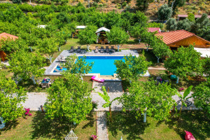 kaptanromabungalow foto